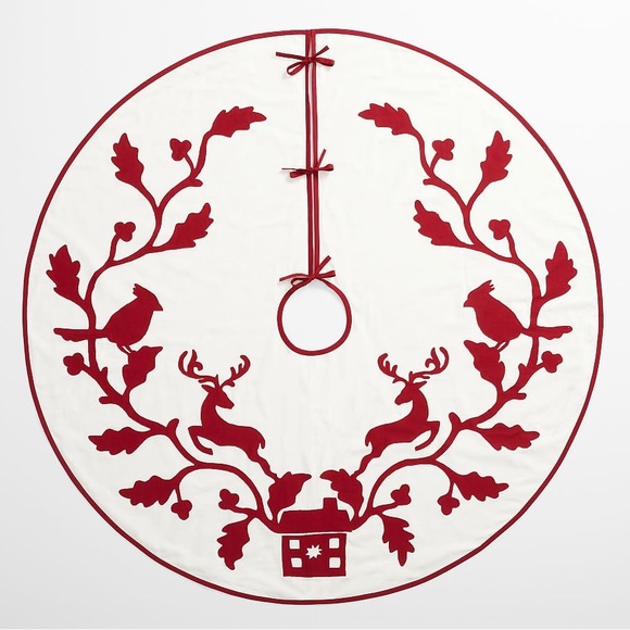 Pottery Barn tree skirt - Picture 2 of 4